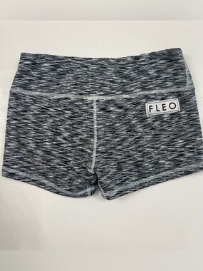 Fleo Women's Gray Space-Dye Shorts